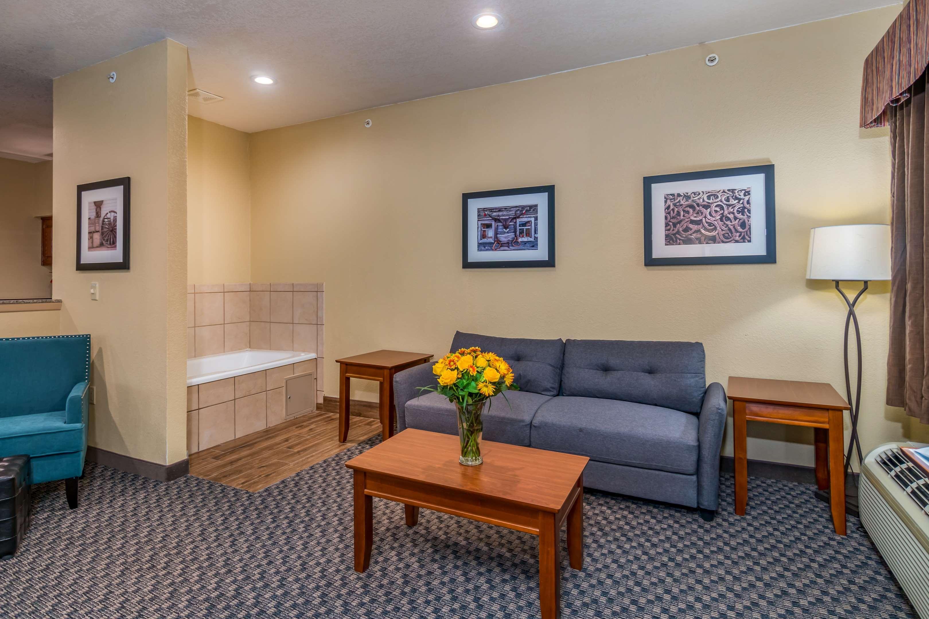 Best Western Plus Shamrock Inn & Suites Bagian luar foto