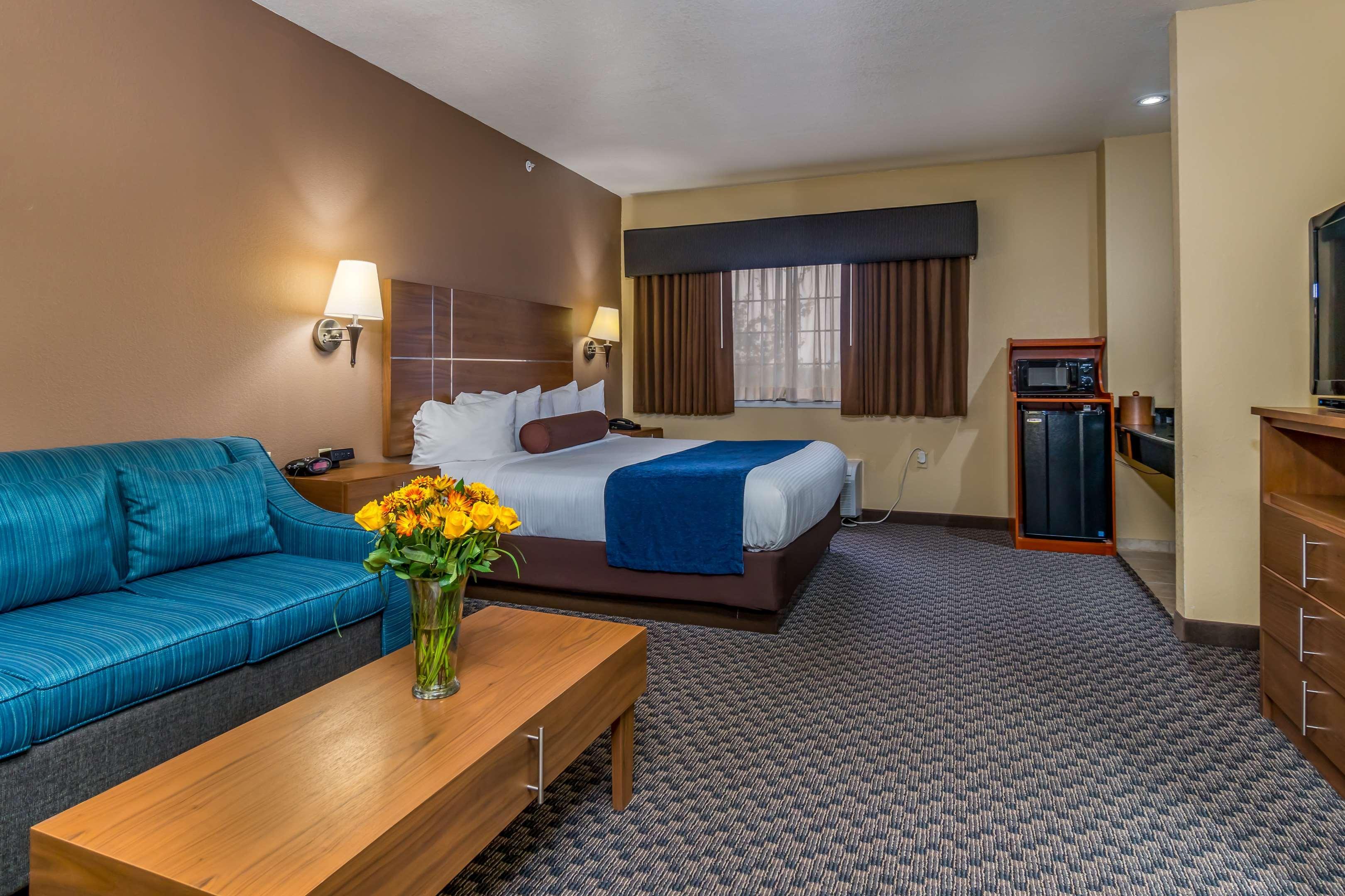 Best Western Plus Shamrock Inn & Suites Bagian luar foto