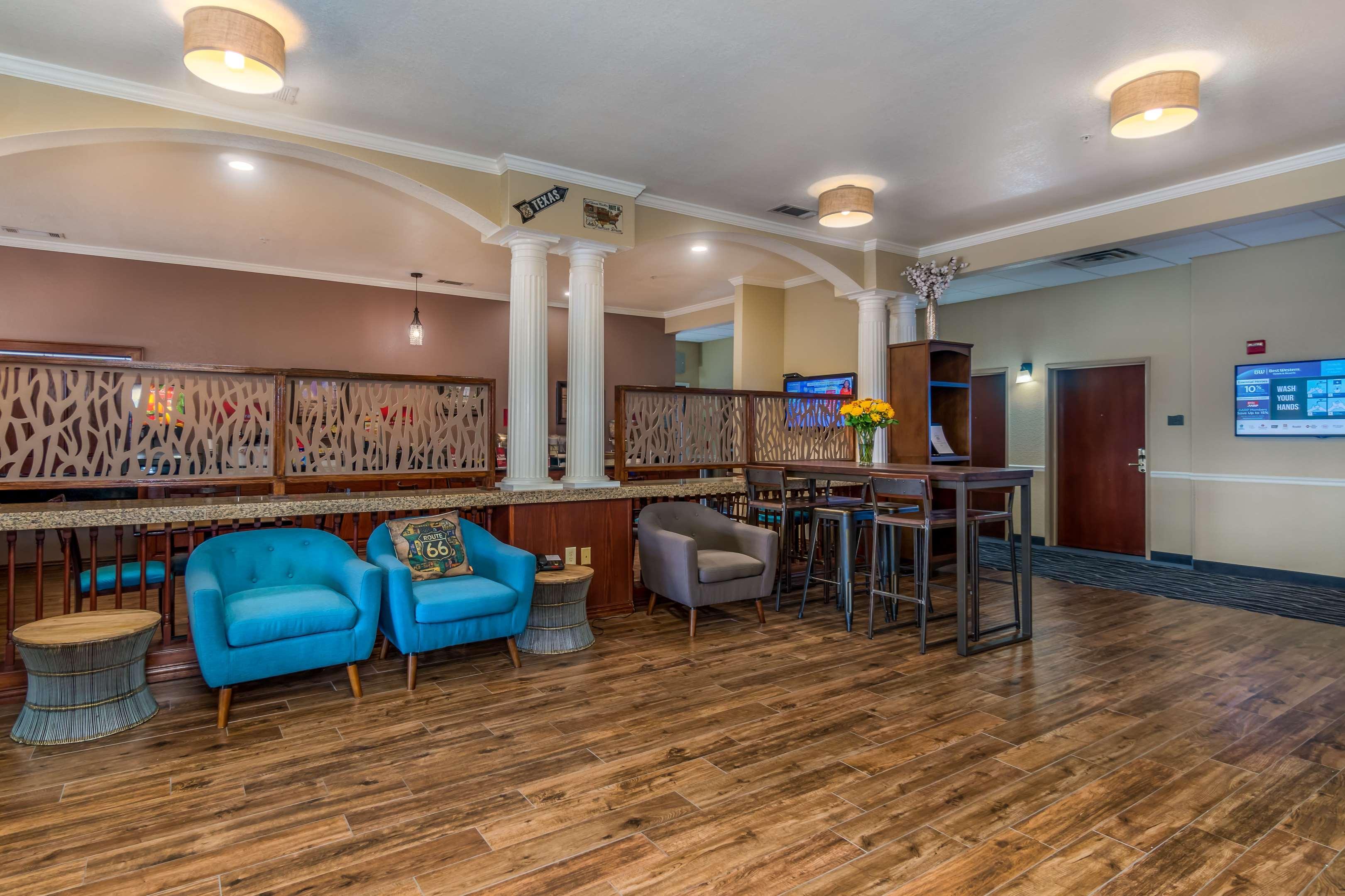 Best Western Plus Shamrock Inn & Suites Bagian luar foto