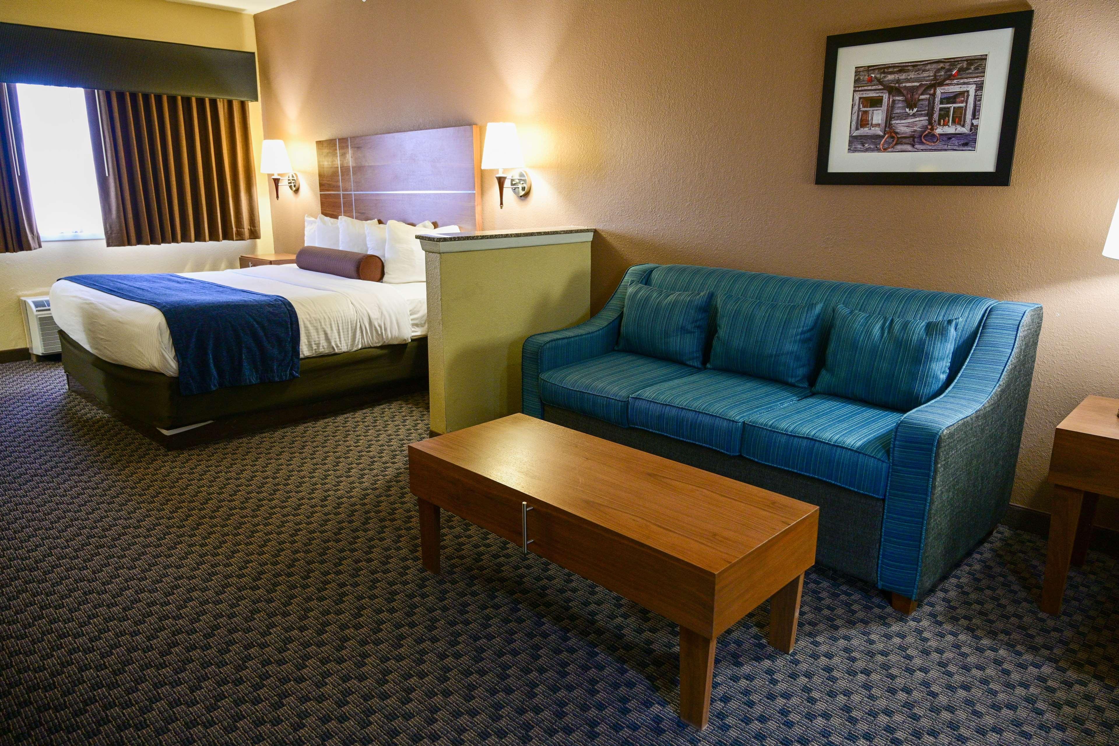 Best Western Plus Shamrock Inn & Suites Bagian luar foto
