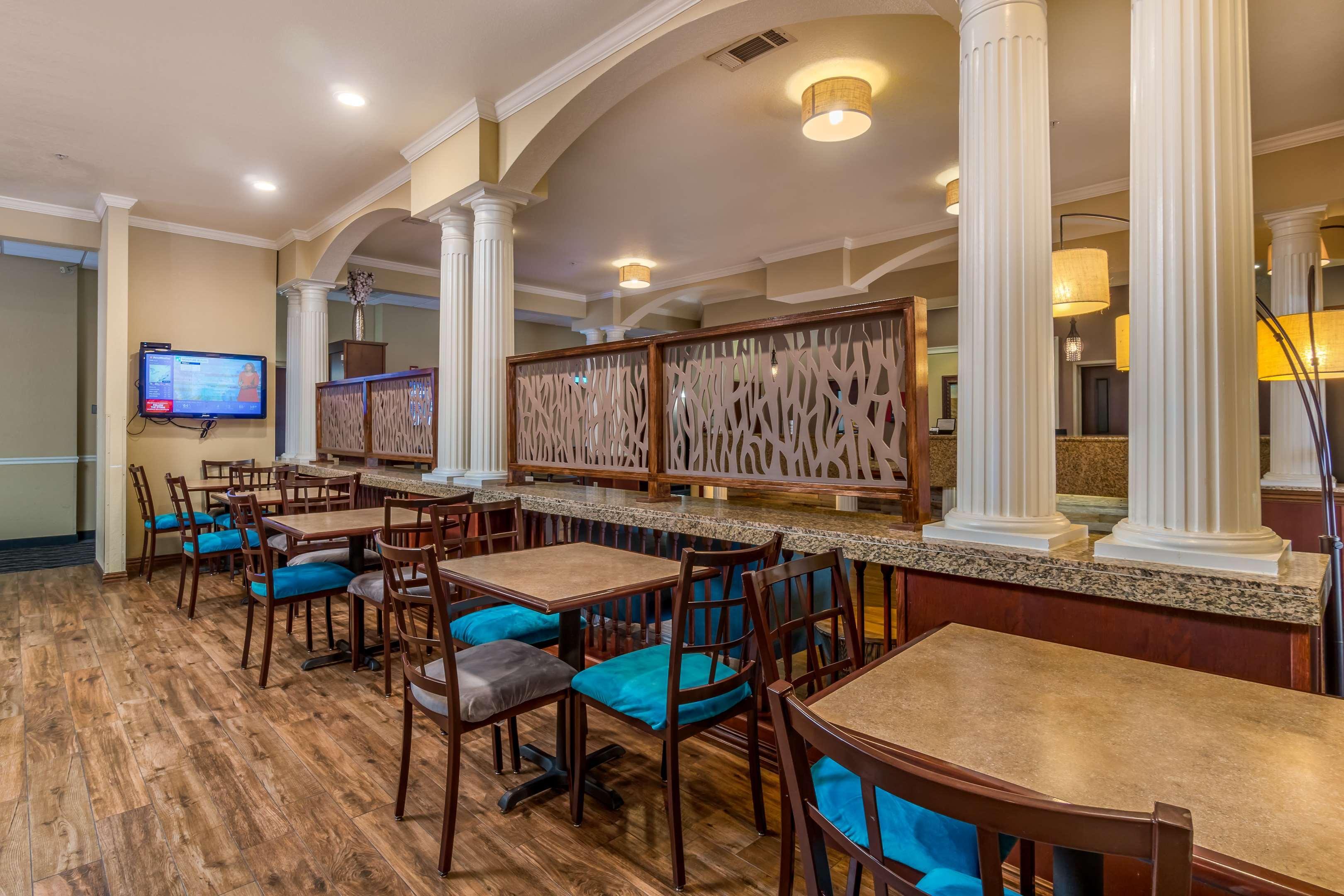 Best Western Plus Shamrock Inn & Suites Bagian luar foto